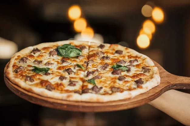 Karışık malzemeli pizza
