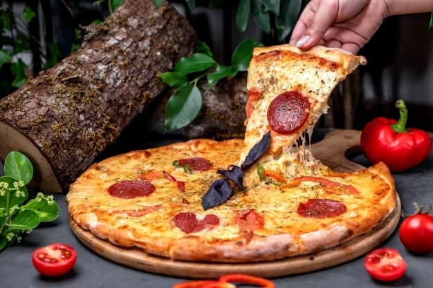 Pepperoni pizza masada